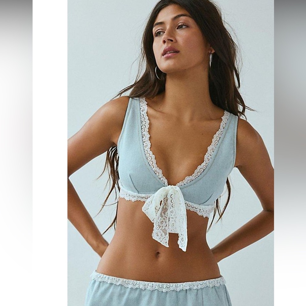 Out From Under Cowgirl Logic Denim Plunge Bralette. Size M. NWT. - Picture 3 of 11